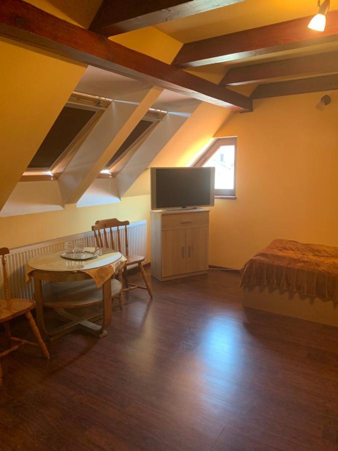 Casa Lenke Hotel Săcele Екстериор снимка